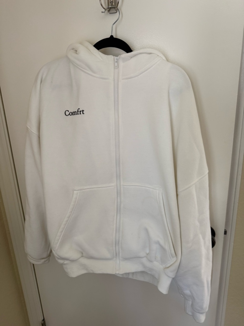 NWOT All White CMFRT Zip Hoodie 🤍
